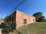 701 W Robertson Street - Photo 4