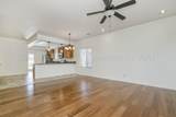 1105 Shiraz Boulevard - Photo 3