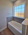 1806 Fox Hollow Avenue - Photo 11
