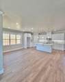 1806 Fox Hollow Avenue - Photo 9