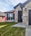 1800 Fox Hollow Avenue - Photo 3