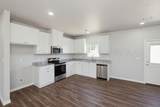 900 Maple - Photo 8
