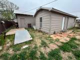300 Avenue E - Photo 17