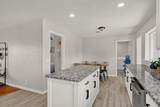 810 Charles - Photo 6