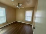 907 Harrington Street - Photo 2