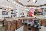 33 Tiffany Lane - Photo 7