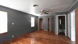 210 Mackenzie Avenue - Photo 9