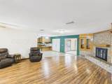 717 Phillips Drive - Photo 3