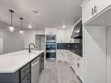 2906 Tampa Bay - Photo 5