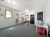 200 Vaughn Avenue - Photo 10