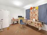 200 Vaughn Avenue - Photo 8