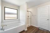9801 Heartland Avenue - Photo 18