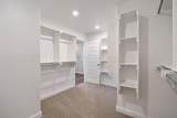 9801 Heartland Avenue - Photo 22