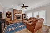 8117 Vail Drive - Photo 2