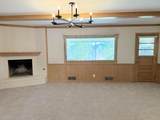 5017 Erik Avenue - Photo 4