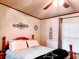 1010 Baylor Street - Photo 13