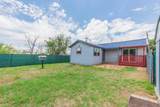 300 Maxwell Avenue - Photo 5