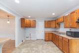 300 Maxwell Avenue - Photo 8