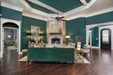 6404 Parkwood Place - Photo 5