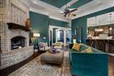6404 Parkwood Place - Photo 8