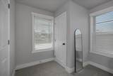 406 Crockett Street - Photo 11