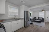 406 Crockett Street - Photo 8