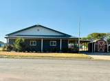 306 Regier - Photo 2
