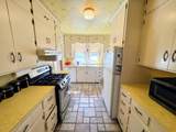 221 Baylor Street - Photo 10