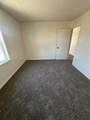 1636 Nelson Street - Photo 7