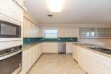 2300 Duncan Street - Photo 11