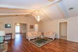 2300 Duncan Street - Photo 9