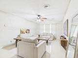 719 Grace Street - Photo 3