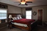 1017 Mary-Ellen Street - Photo 9