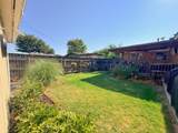 2121 Banks Street - Photo 42