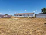 8400 Sandlewood Avenue - Photo 17