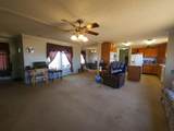 8400 Sandlewood Avenue - Photo 3