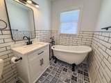 629 Sloan Street - Photo 19