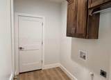 1502 Fox Hollow Avenue - Photo 4