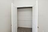 902 Maple Ave, Avenue - Photo 20