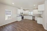 902 Maple Ave, Avenue - Photo 9