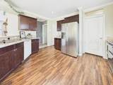 816 Maple - Photo 9