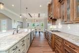 9800 Yesterday Lane - Photo 8