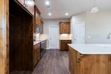 10101 Cocklebur Lane - Photo 11