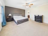 816 Maple - Photo 3