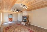 300 Vaughn Avenue - Photo 23