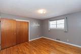 300 Vaughn Avenue - Photo 15
