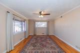 300 Vaughn Avenue - Photo 2