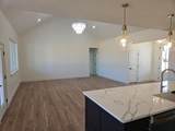1010 Oak Avenue - Photo 13