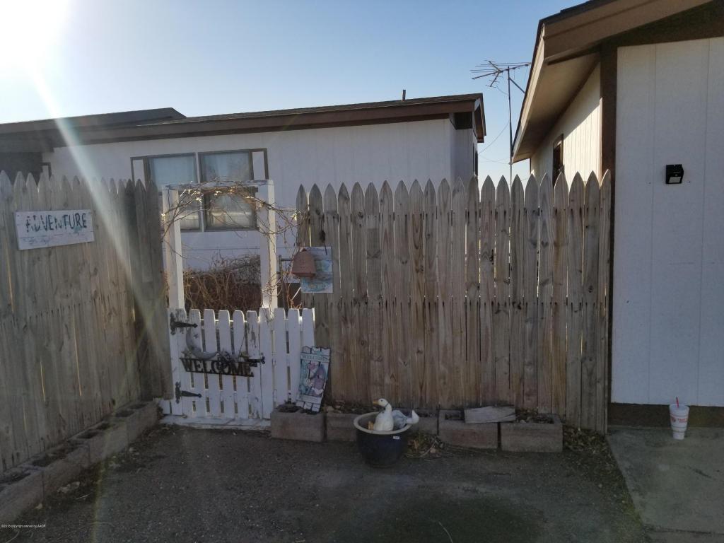 204 S Harbor Dr - Photo 1