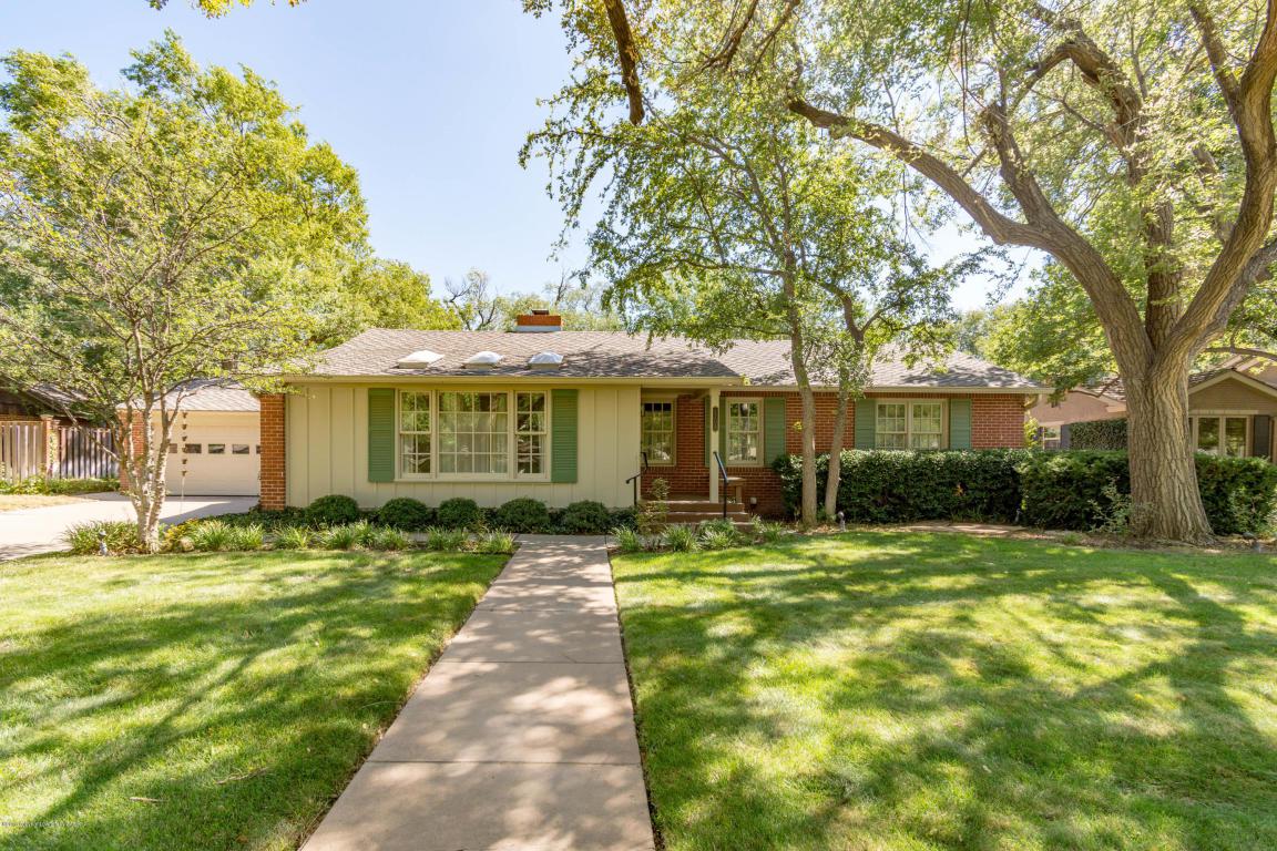 2209 Parker St - Photo 1
